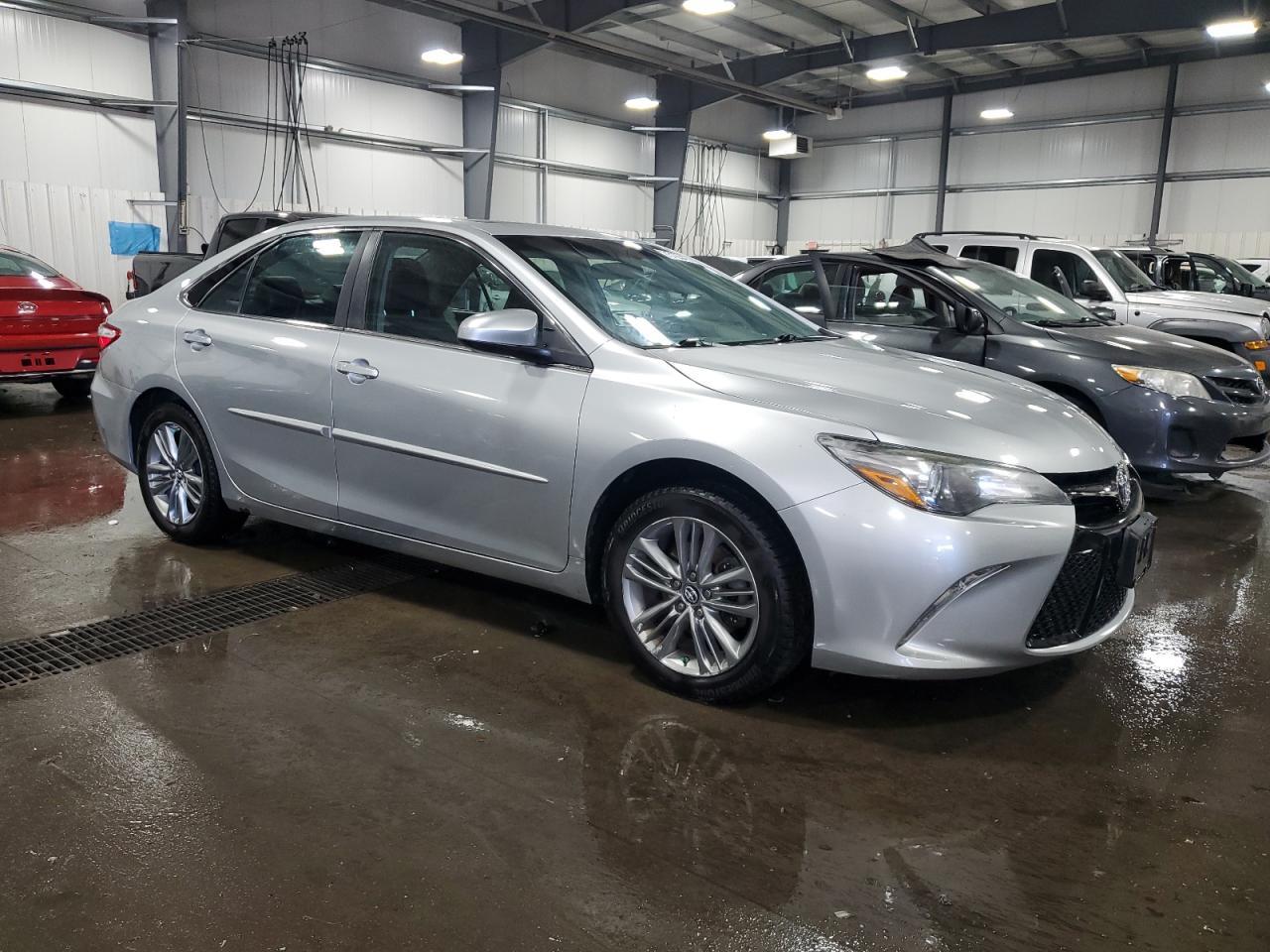 2016 TOYOTA CAMRY LE - Image 4
