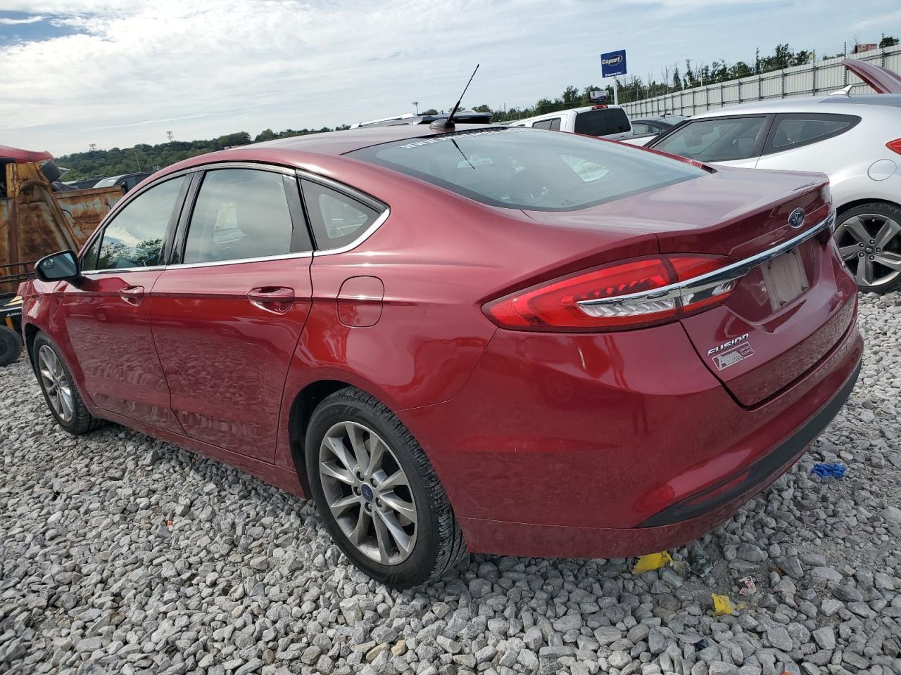 2017 FORD FUSION SE - Image 2