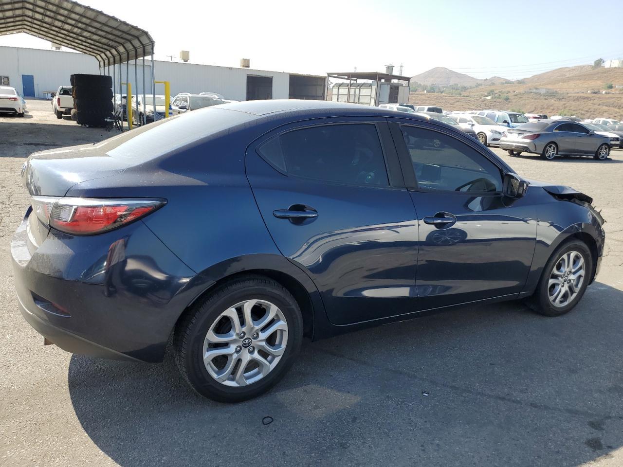 2017 TOYOTA YARIS IA - Image 3