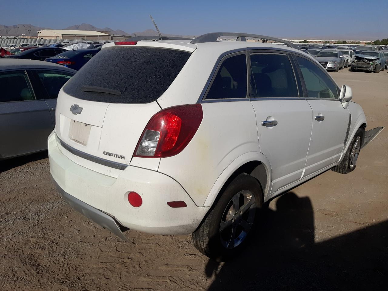 2013 CHEVROLET CAPTIVA LT - Image 3