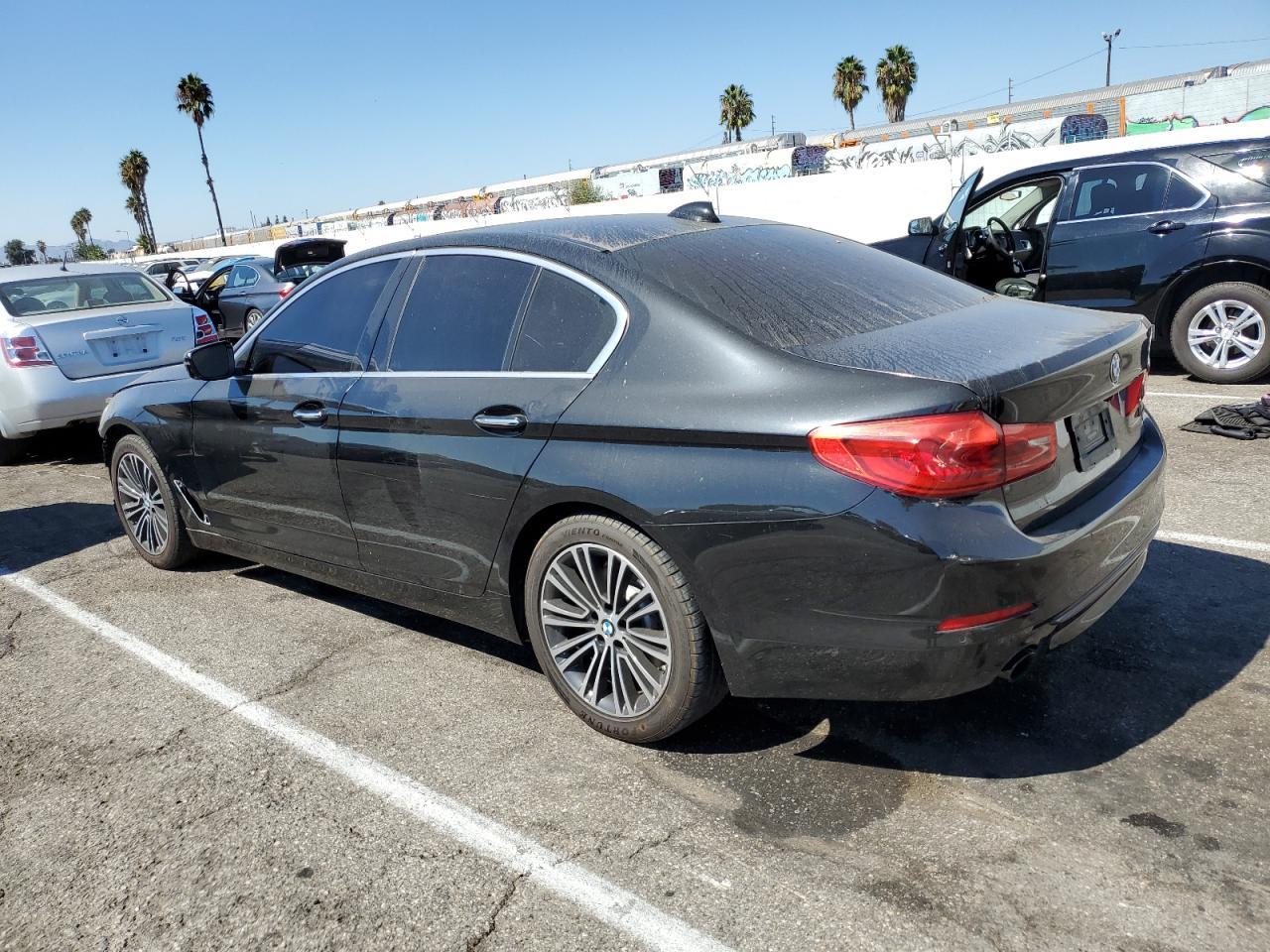 2018 BMW 530 I - Фото 2
