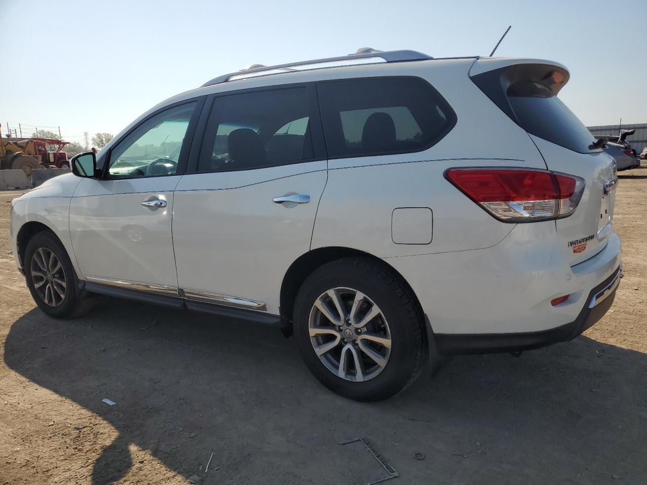 2013 NISSAN PATHFINDER - Image 2