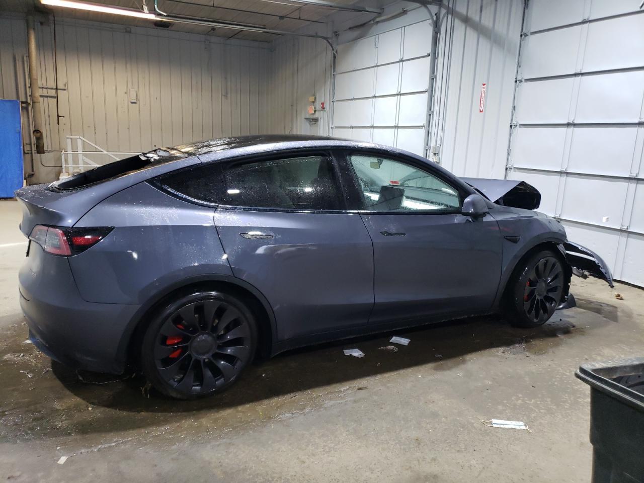 2022 TESLA MODEL Y - Image 3