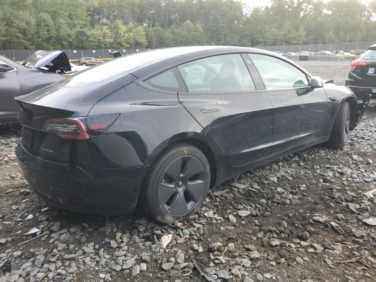 2022 TESLA MODEL 3 - Image 3