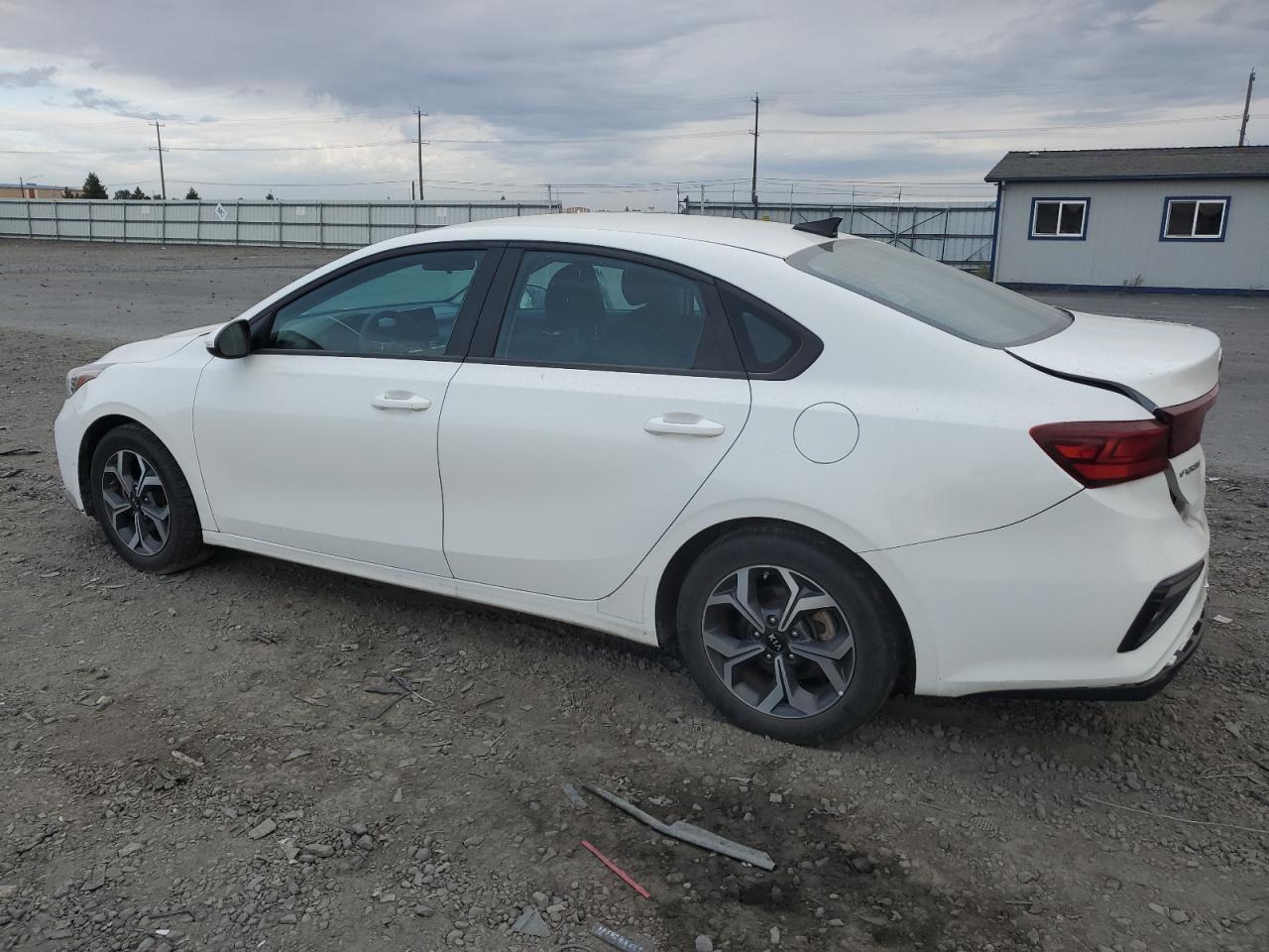 2021 KIA FORTE FE - Фото 2
