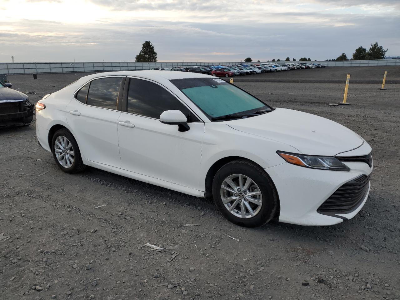 2018 TOYOTA CAMRY L - Image 4