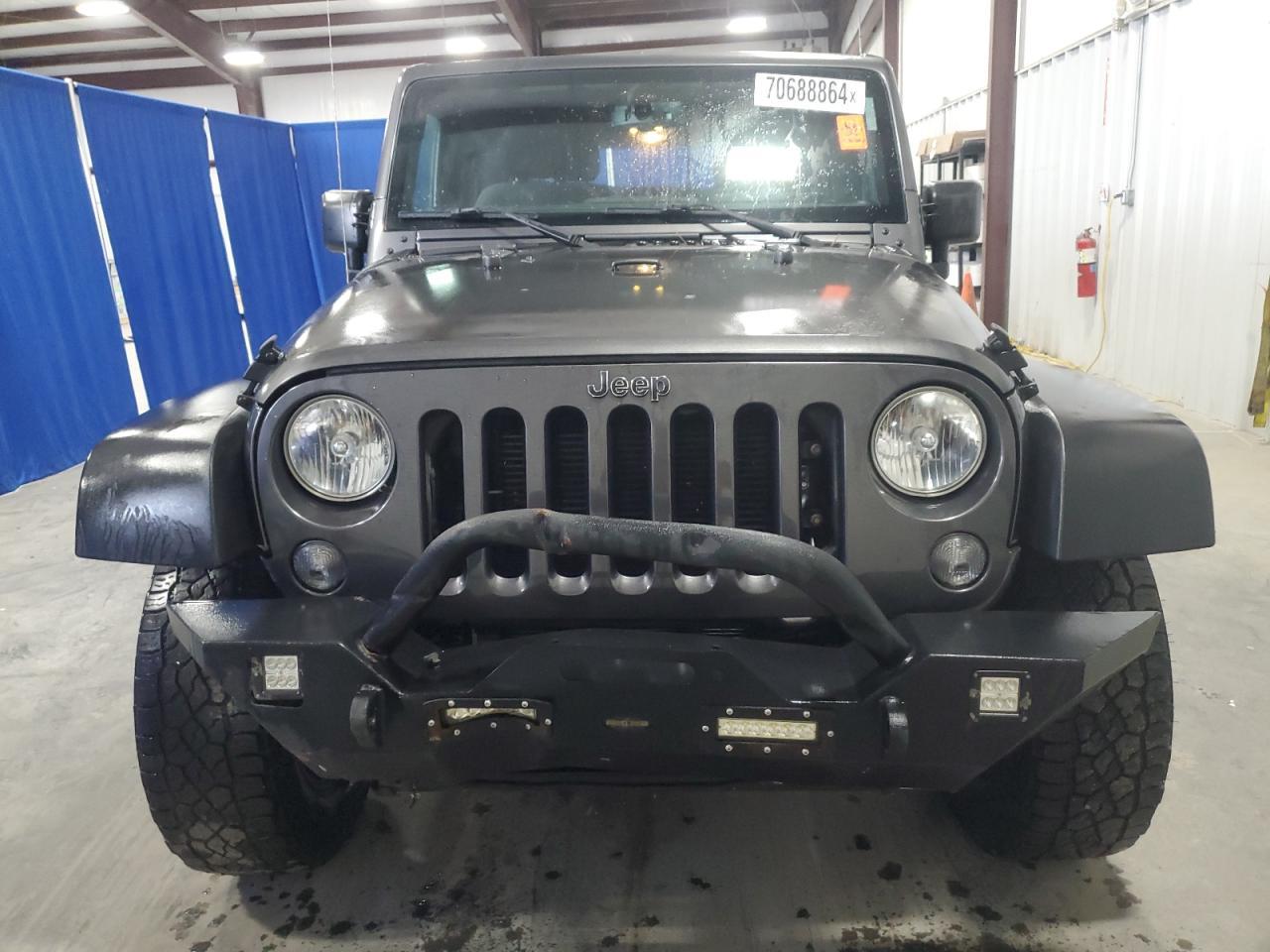 2017 JEEP WRANGLER U - Фото 5