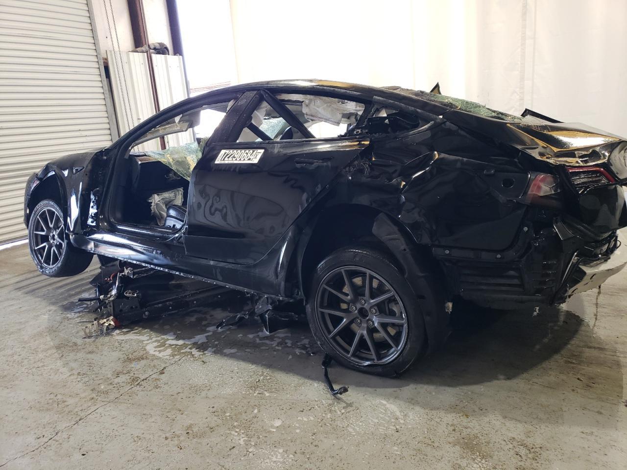 2022 TESLA MODEL 3 - Фото 2