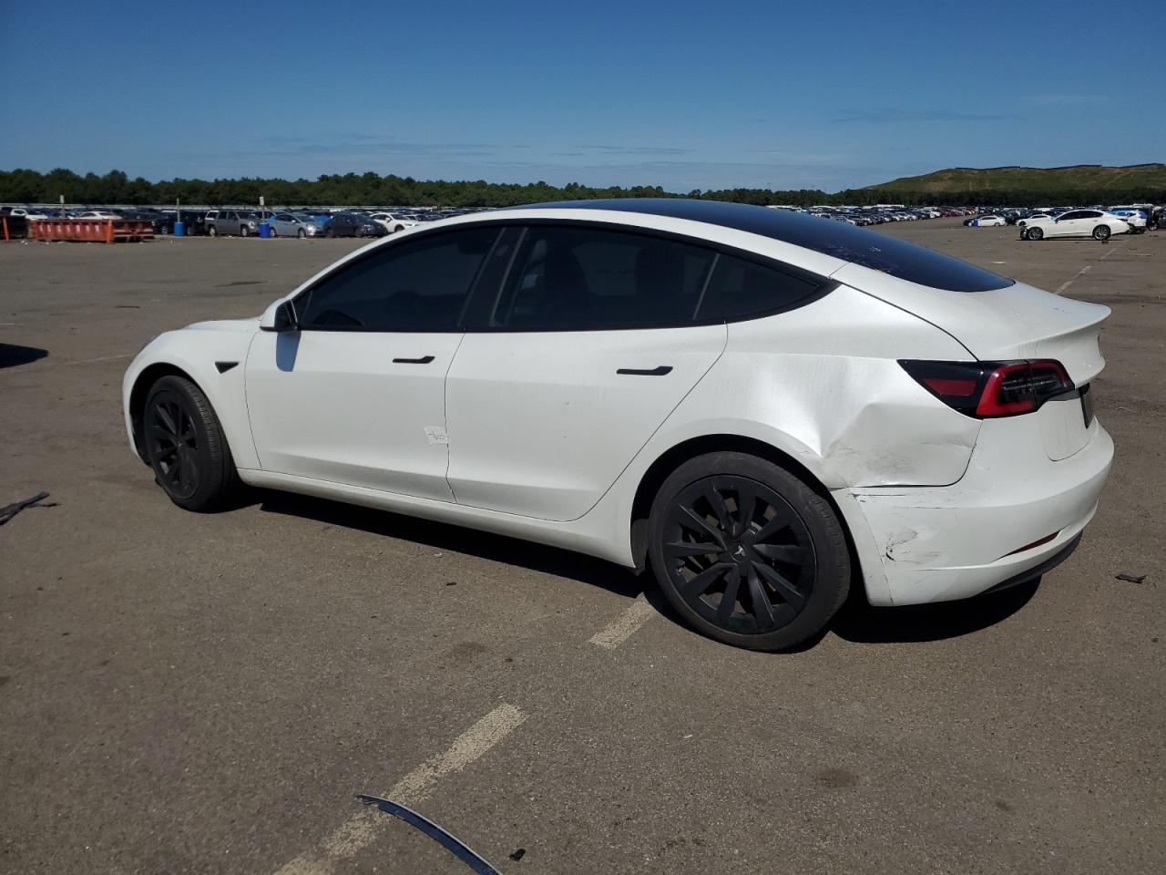 2023 TESLA MODEL 3 - Image 2