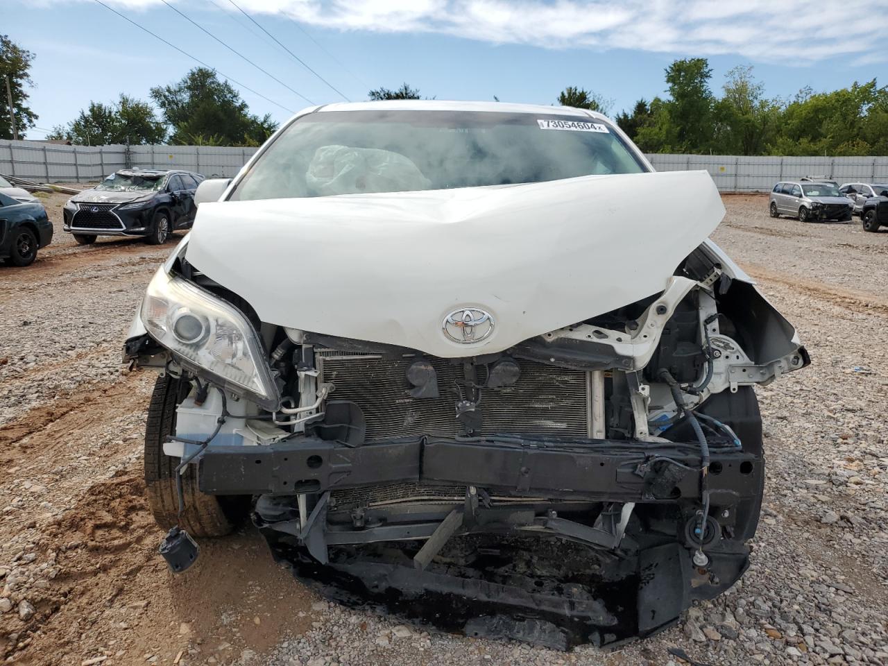 2015 TOYOTA SIENNA XLE - Фото 5