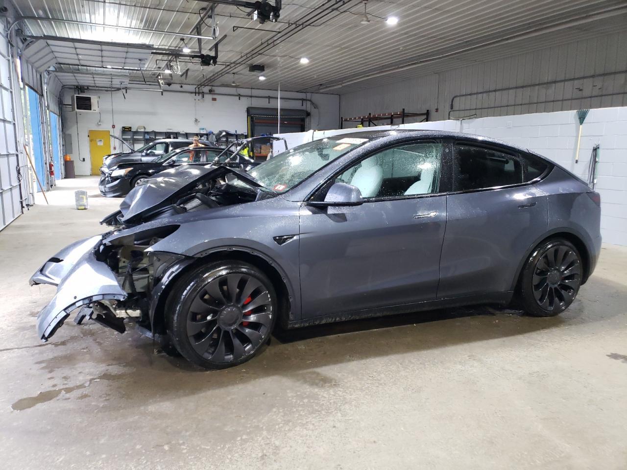 2022 TESLA MODEL Y