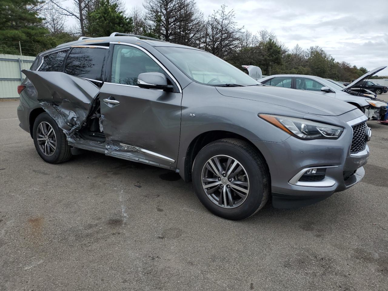 2016 INFINITI QX60 - Image 4