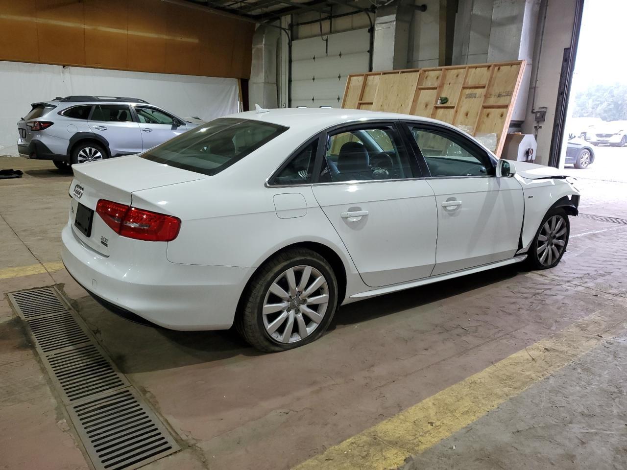 2015 AUDI A4 PREMIUM - Фото 3