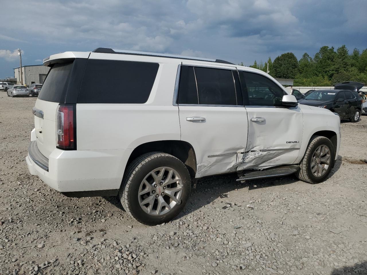 2016 GMC YUKON DENA - Image 3