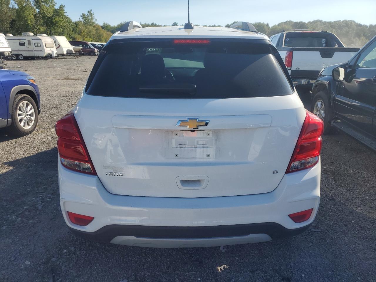 2019 CHEVROLET TRAX 1LT - Фото 6