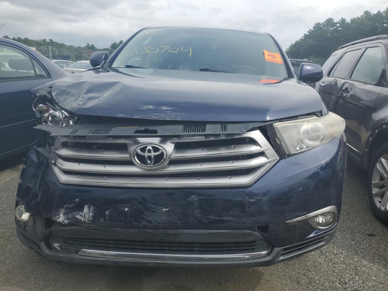 2011 TOYOTA HIGHLANDER - Фото 5