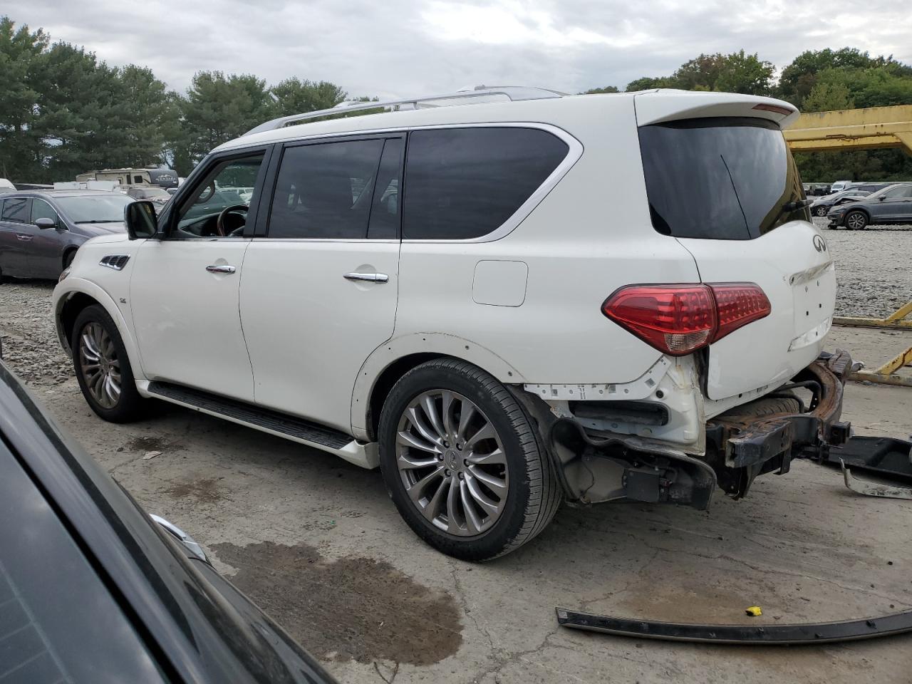2017 INFINITI QX80 BASE - Image 2