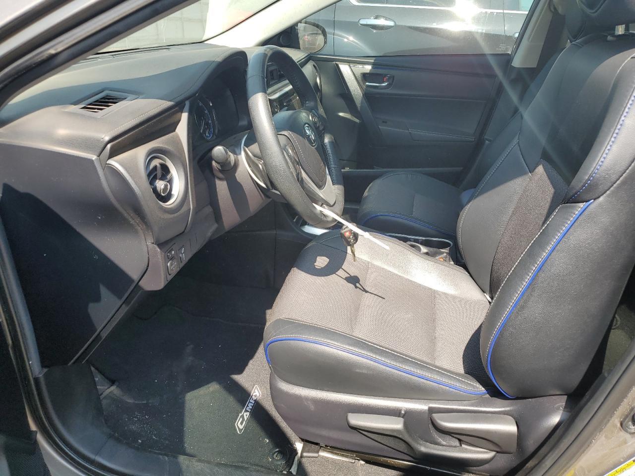 2019 TOYOTA COROLLA L - Фото 7