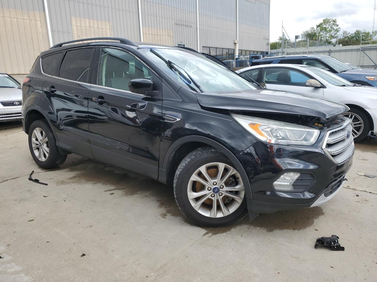 2017 FORD ESCAPE SE - Фото 4