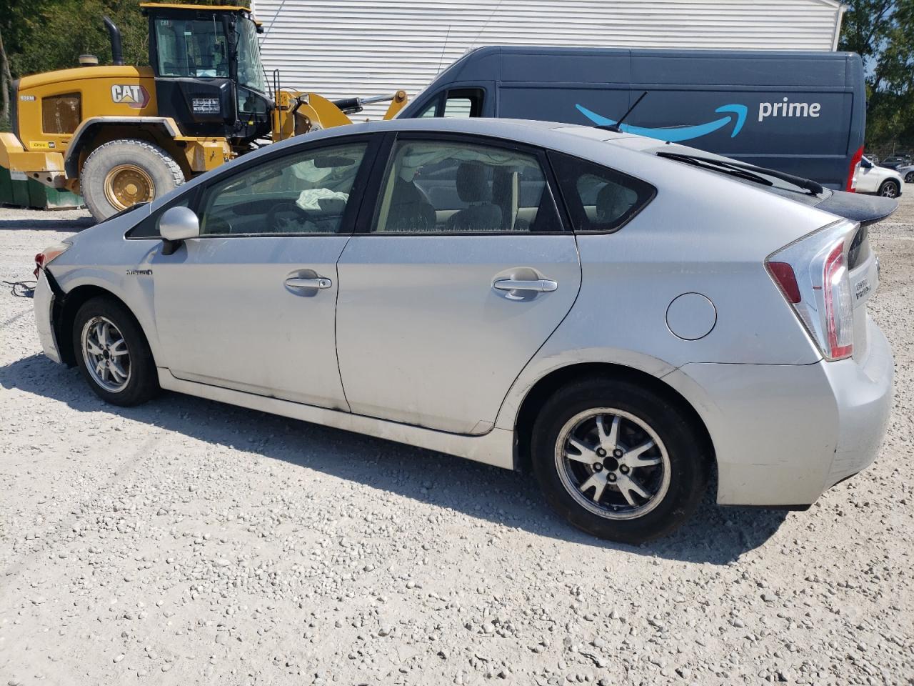 2013 TOYOTA PRIUS - Фото 2