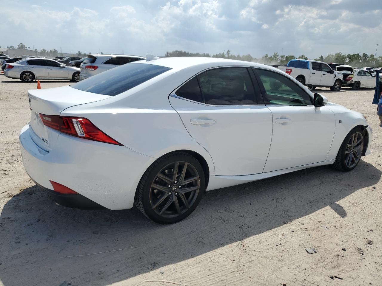 2014 LEXUS IS 250 - Фото 3