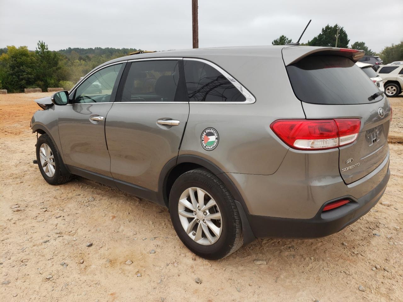2016 KIA SORENTO LX - Image 2