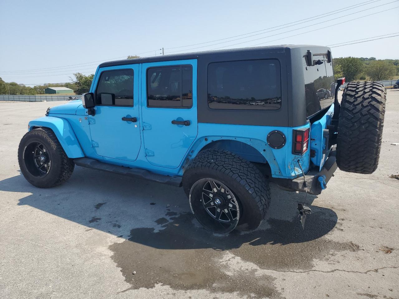 2017 JEEP WRANGLER U - Image 2
