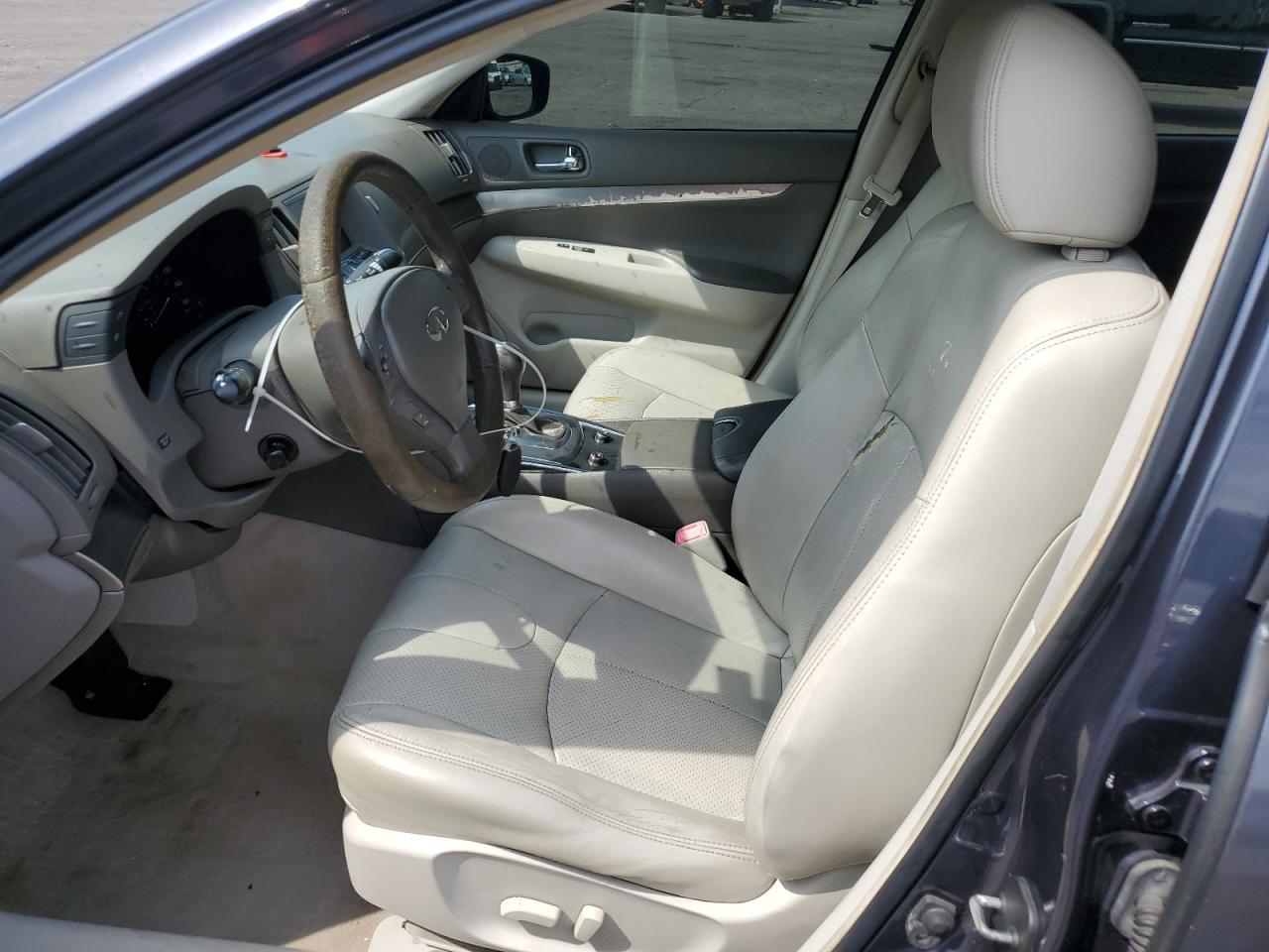 2012 INFINITI G37 BASE - Image 7