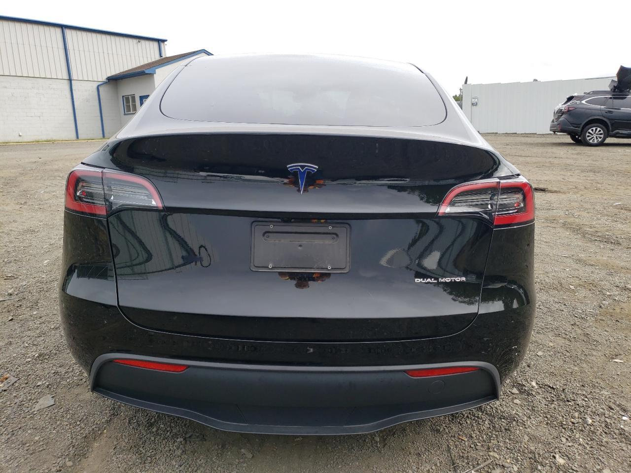 2024 TESLA MODEL Y - Фото 6