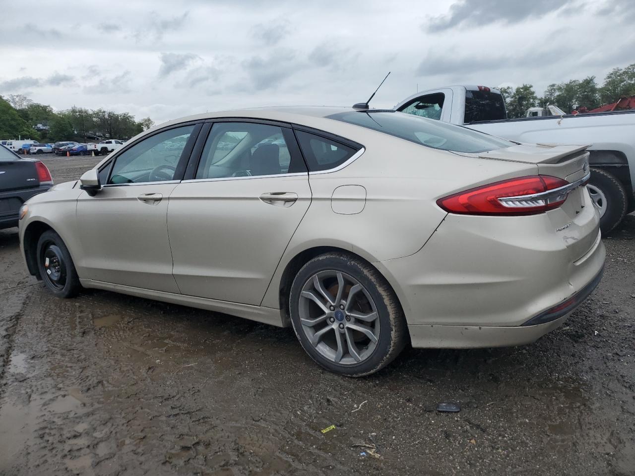 2017 FORD FUSION S - Image 2