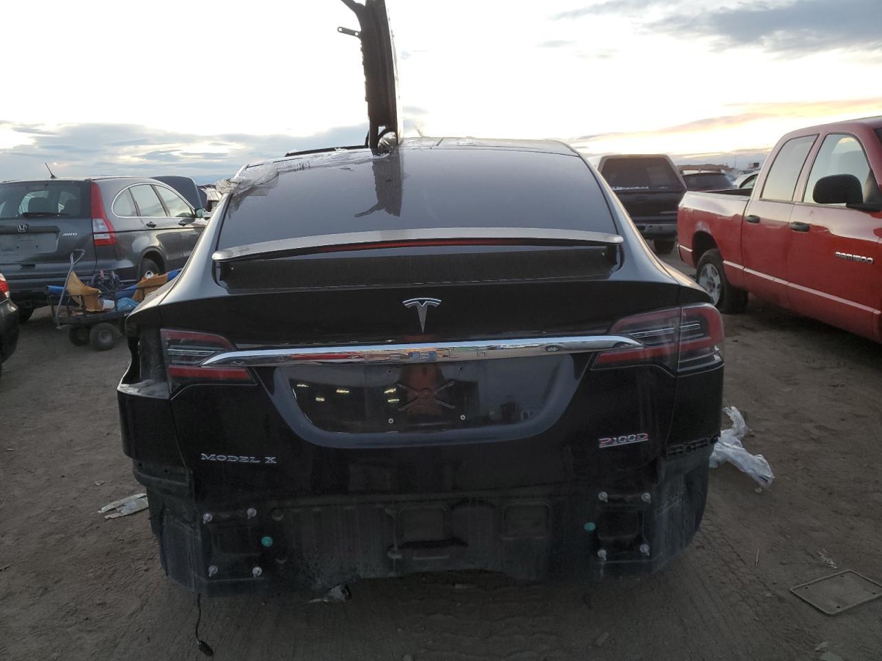 2016 TESLA MODEL X - Фото 6