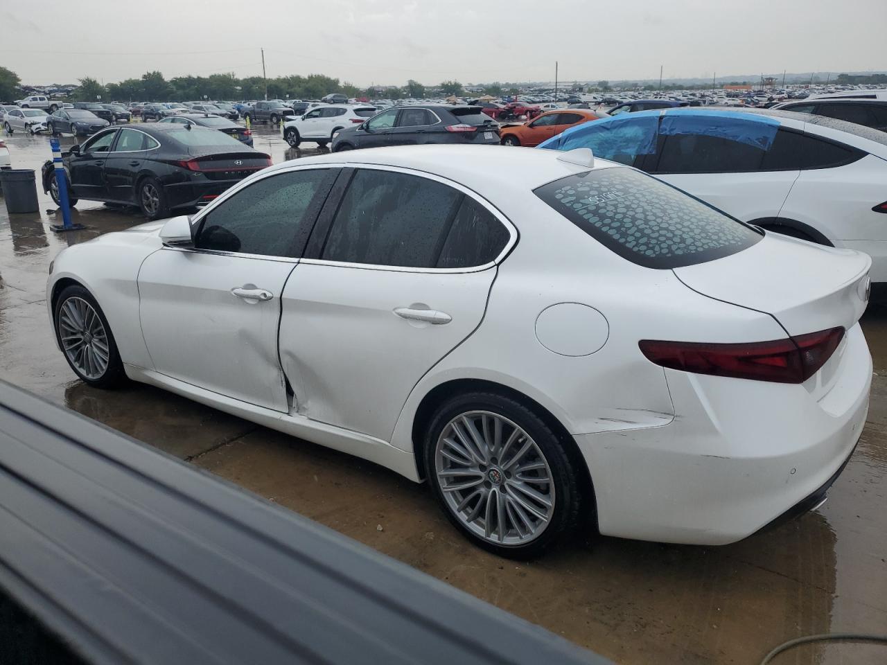 2017 ALFA ROMEO GIULIA TI - Фото 2