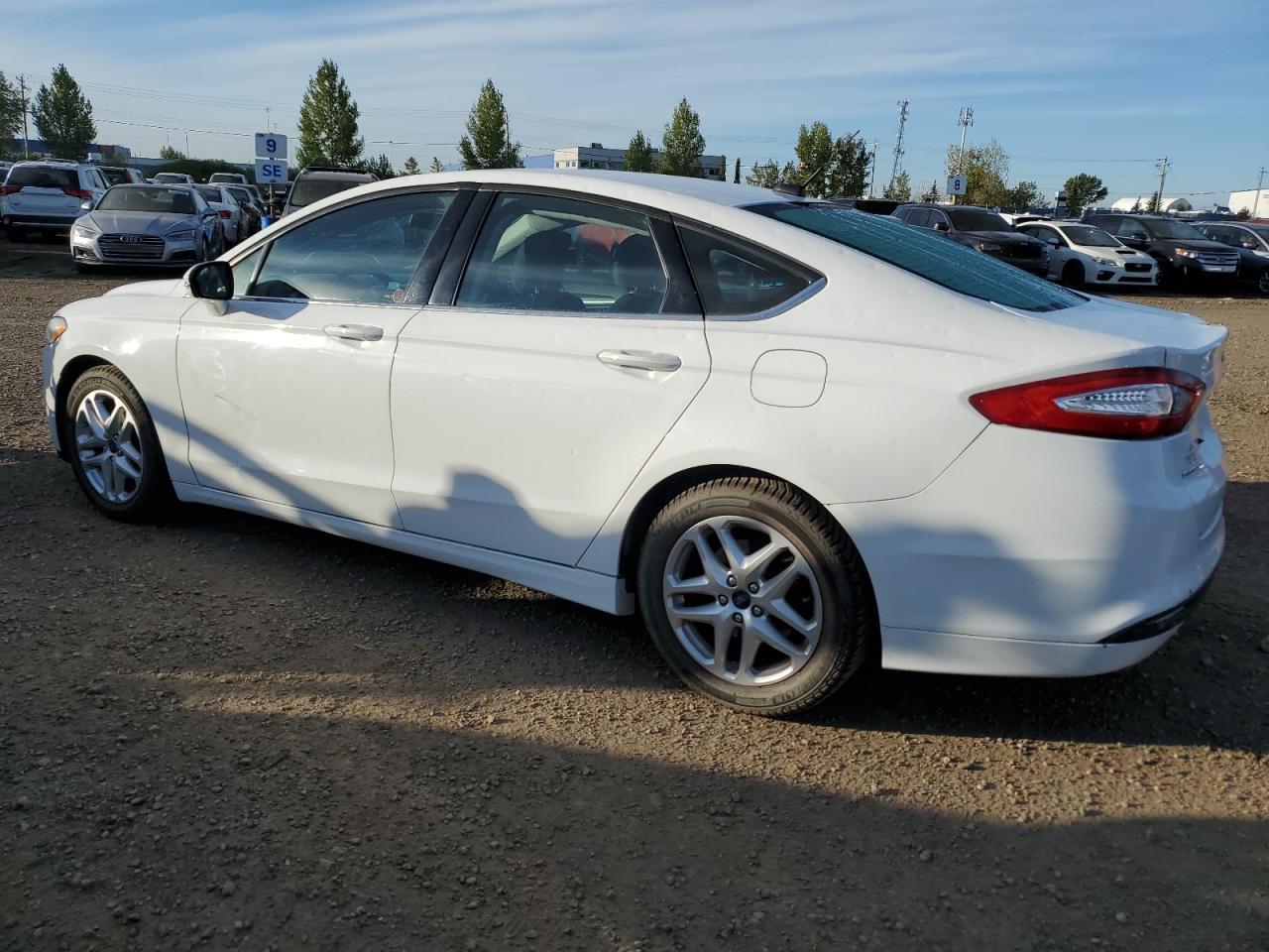 2014 FORD FUSION SE - Image 2
