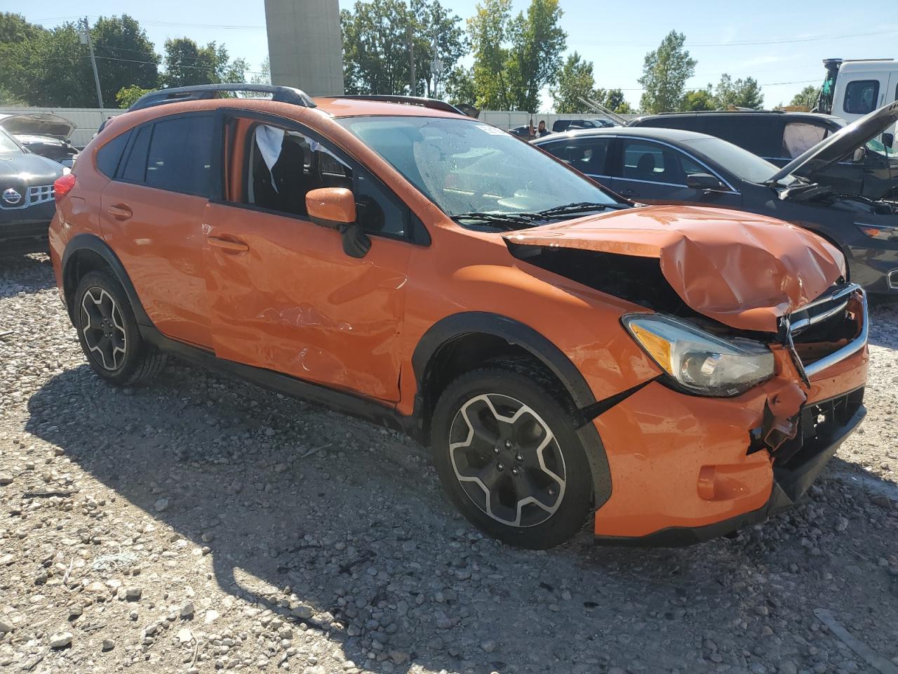 2015 SUBARU XV CROSSTR - Image 4