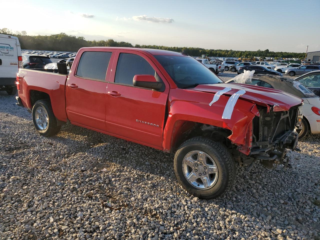 2018 CHEVROLET SILVERADO - Image 4