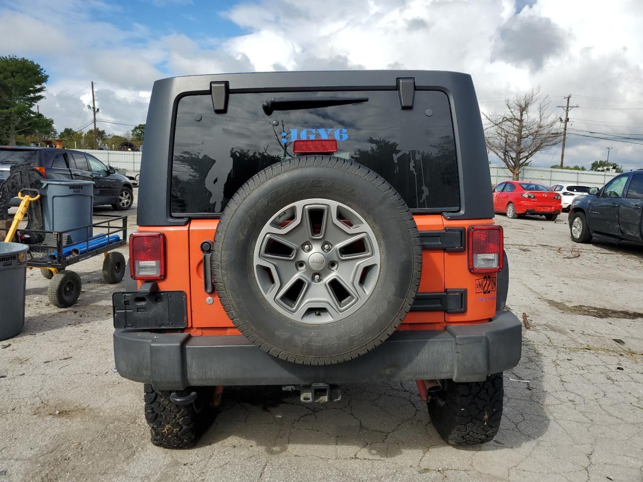 2015 JEEP WRANGLER U - Фото 6