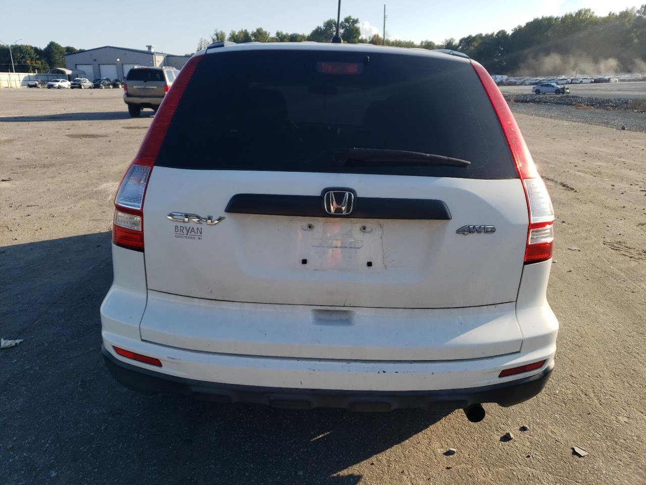 2011 HONDA CR-V LX - Image 6