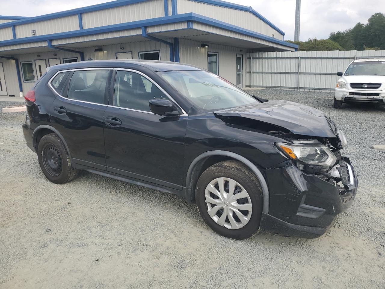 2017 NISSAN ROGUE S - Image 4