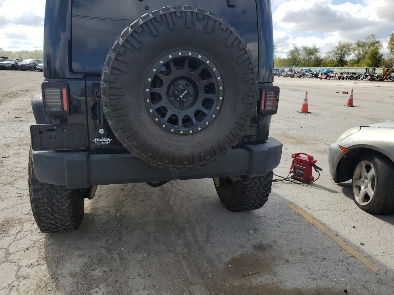 2014 JEEP WRANGLER U - Image 6