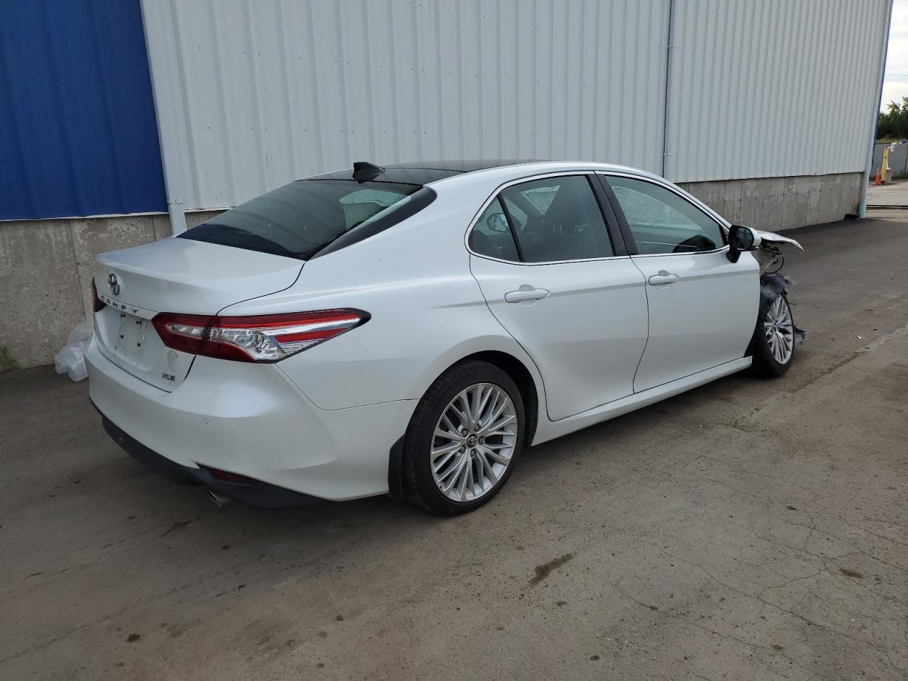2018 TOYOTA CAMRY L - Image 3
