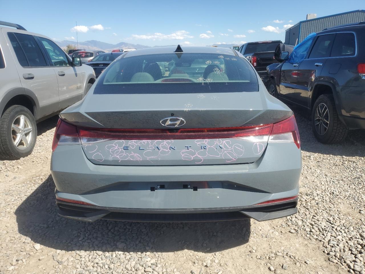 2022 HYUNDAI ELANTRA SE - Фото 6