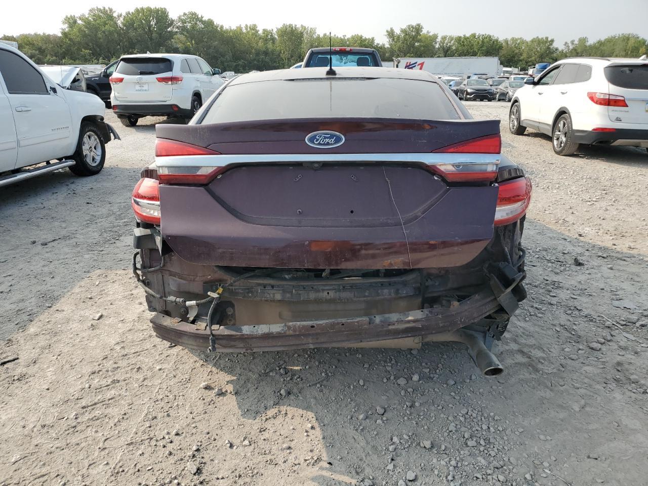 2017 FORD FUSION SE - Фото 6