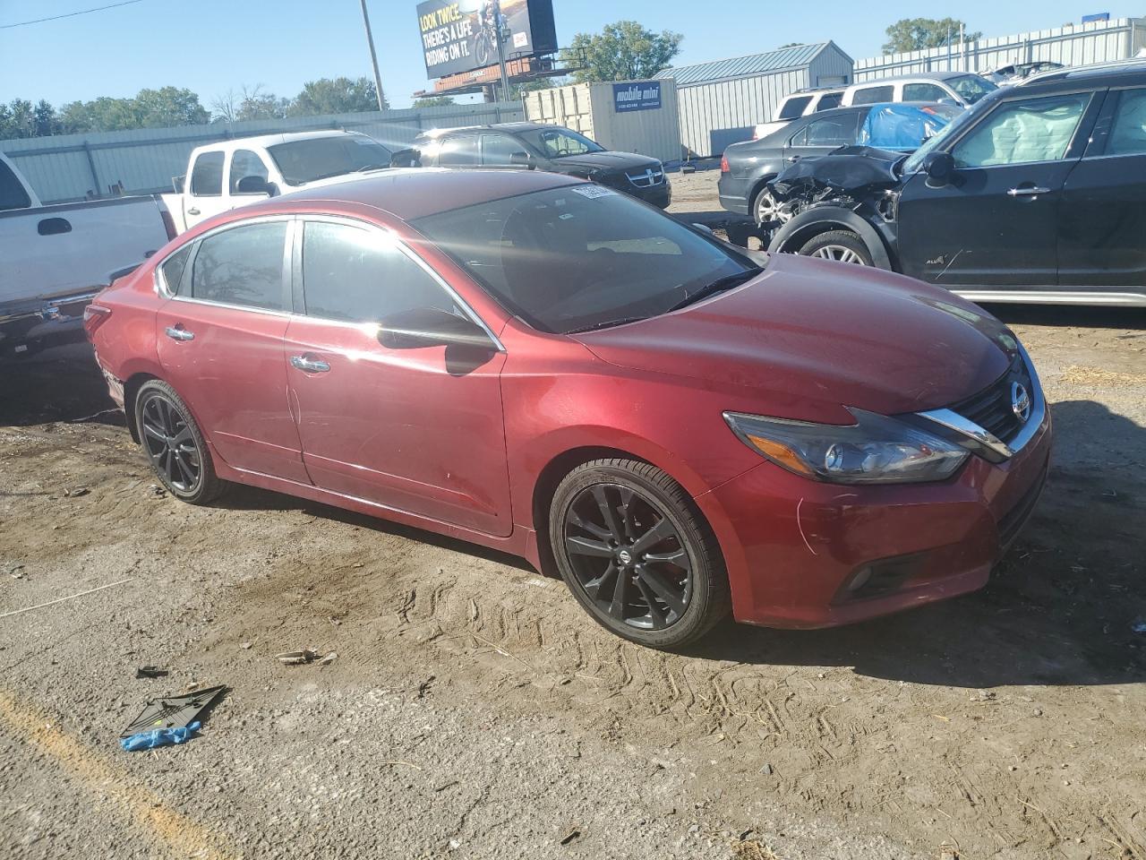2017 NISSAN ALTIMA 2.5 - Image 4