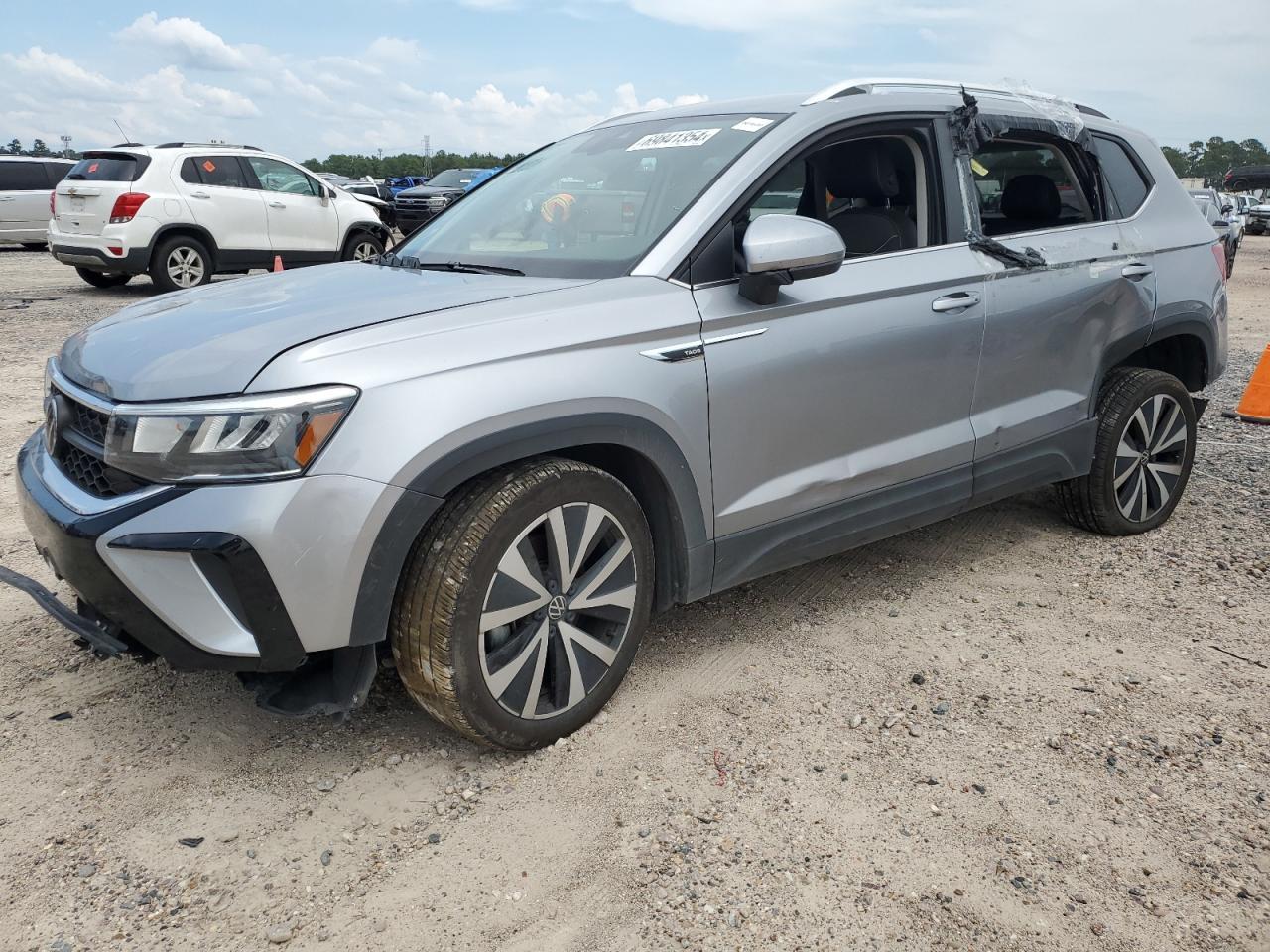 2024 VOLKSWAGEN TAOS SE
