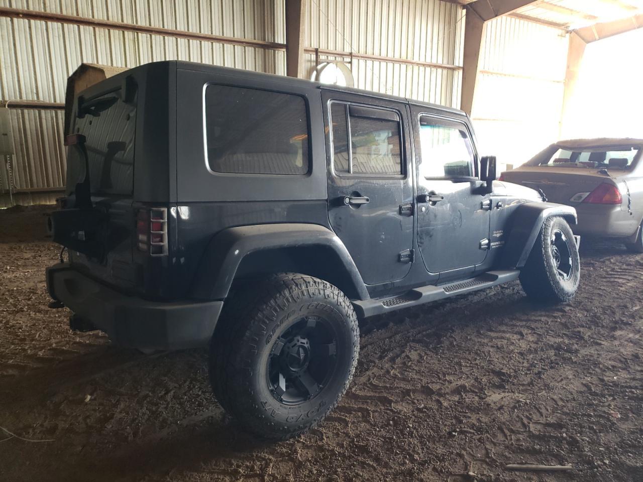 2010 JEEP WRANGLER U - Image 3