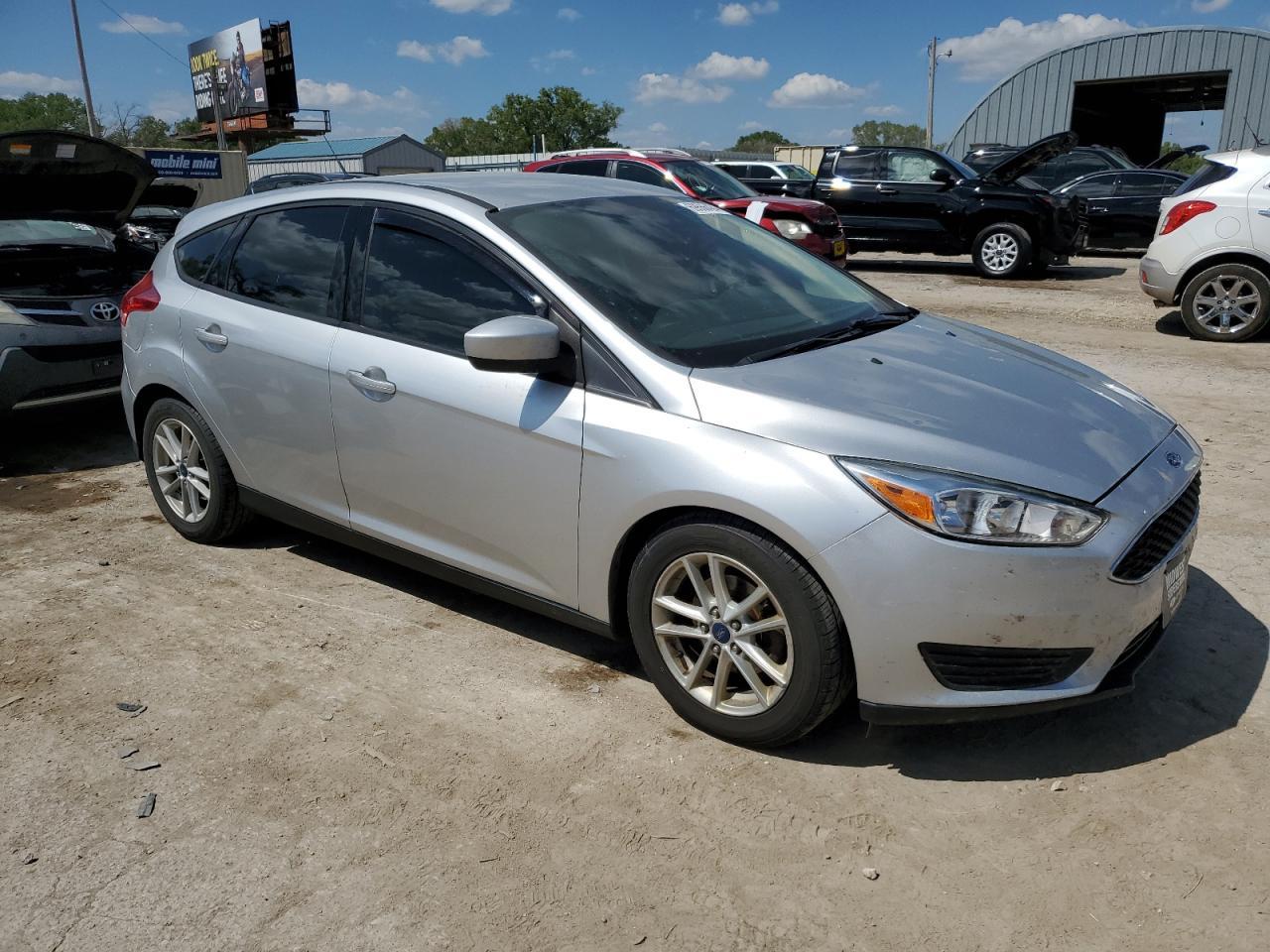 2018 FORD FOCUS SE - Image 4