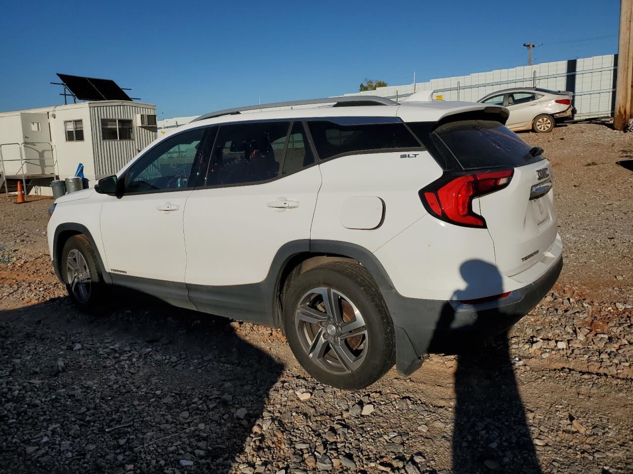 2018 GMC TERRAIN SL - Image 2