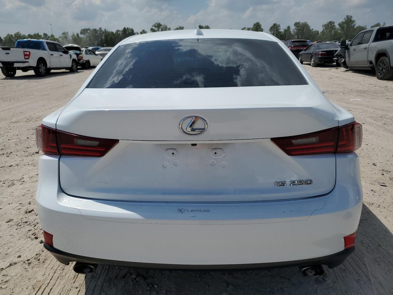 2014 LEXUS IS 250 - Фото 6