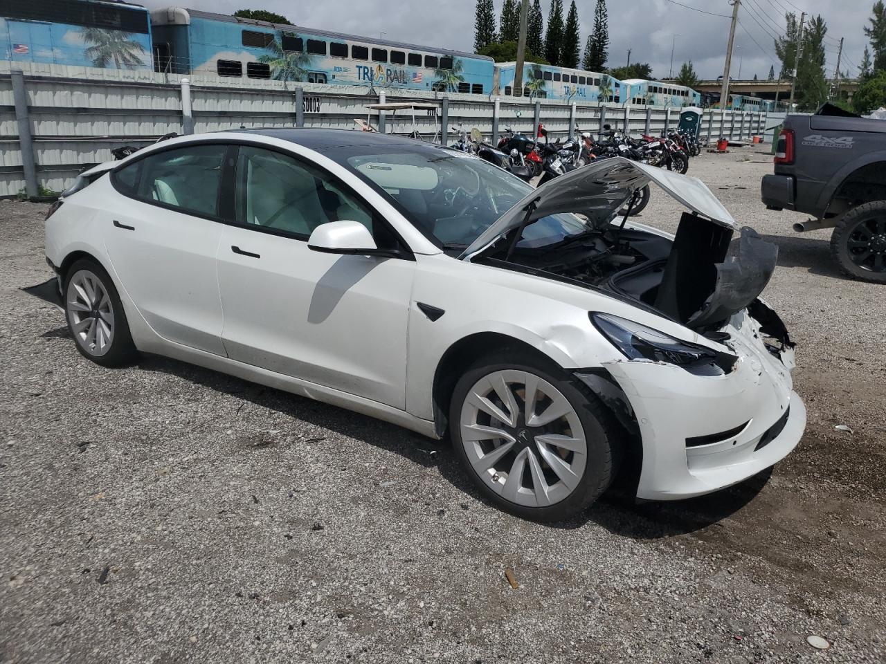 2022 TESLA MODEL 3 - Image 4