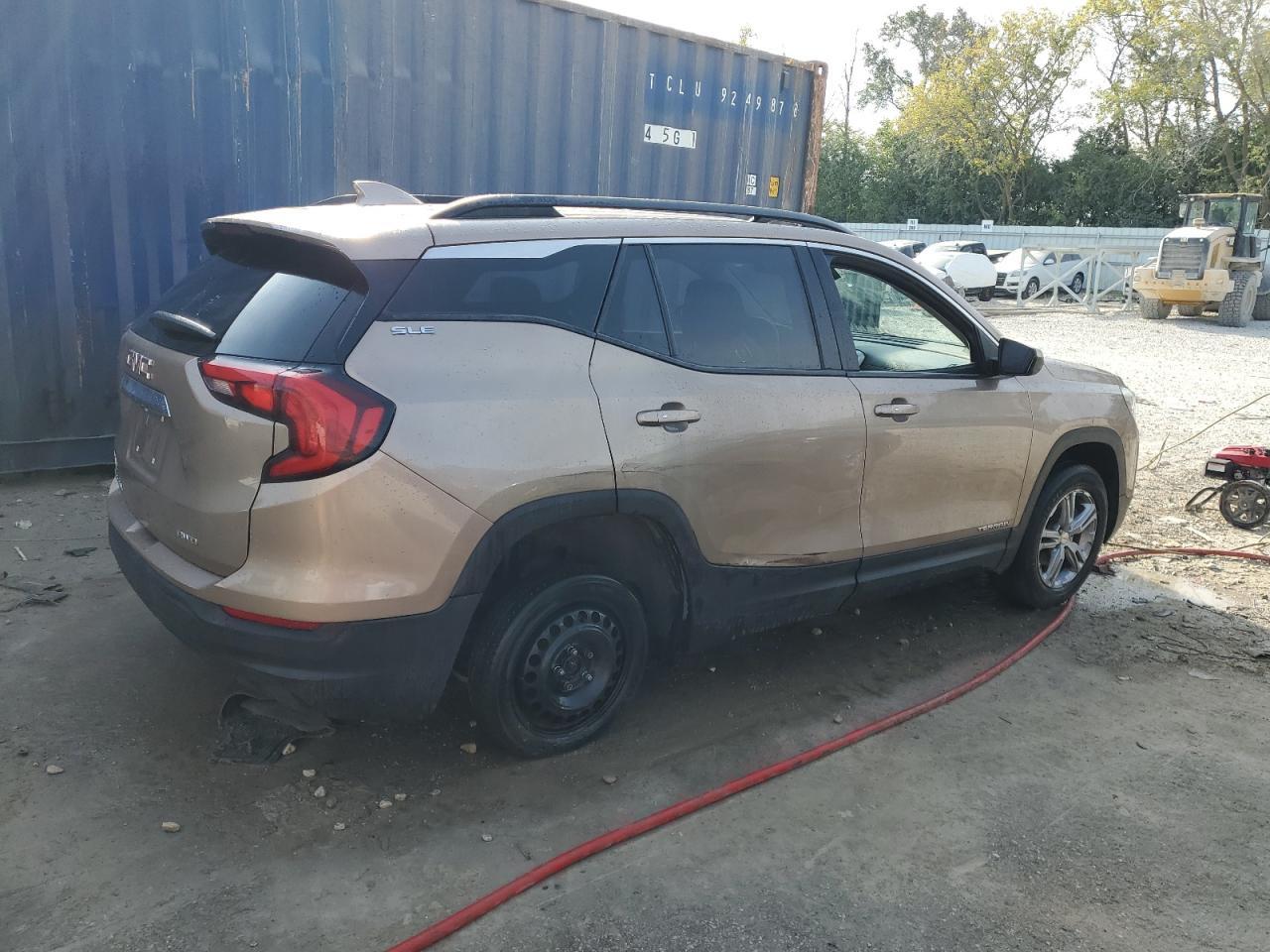 2018 GMC TERRAIN SL - Image 3